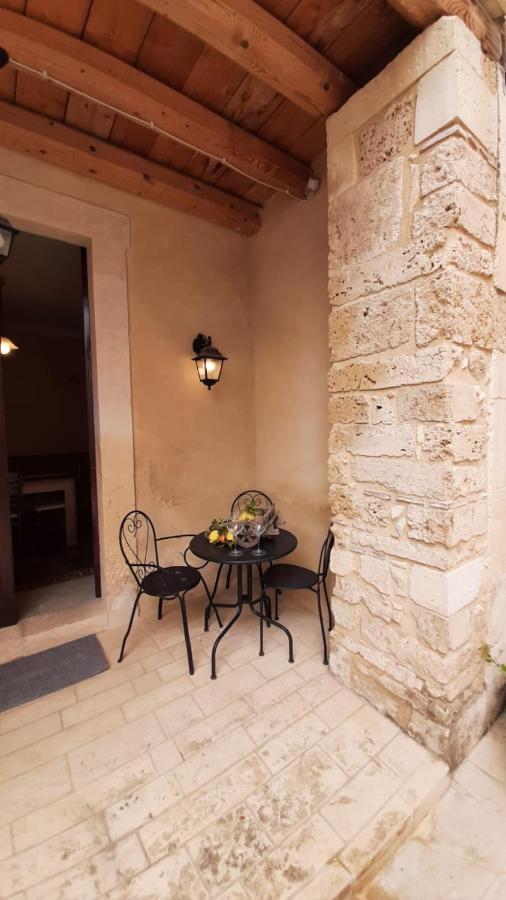 Flower House Noto Exterior photo